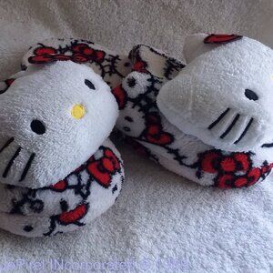 Hello Kitty Puff Kitty Front Bedroom Slipper